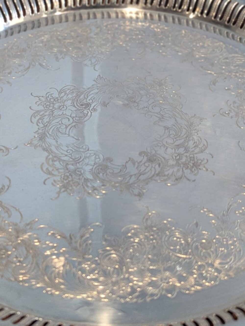 Wilcox American silver company American Rose 7371B Platter - Picture 5 of 13